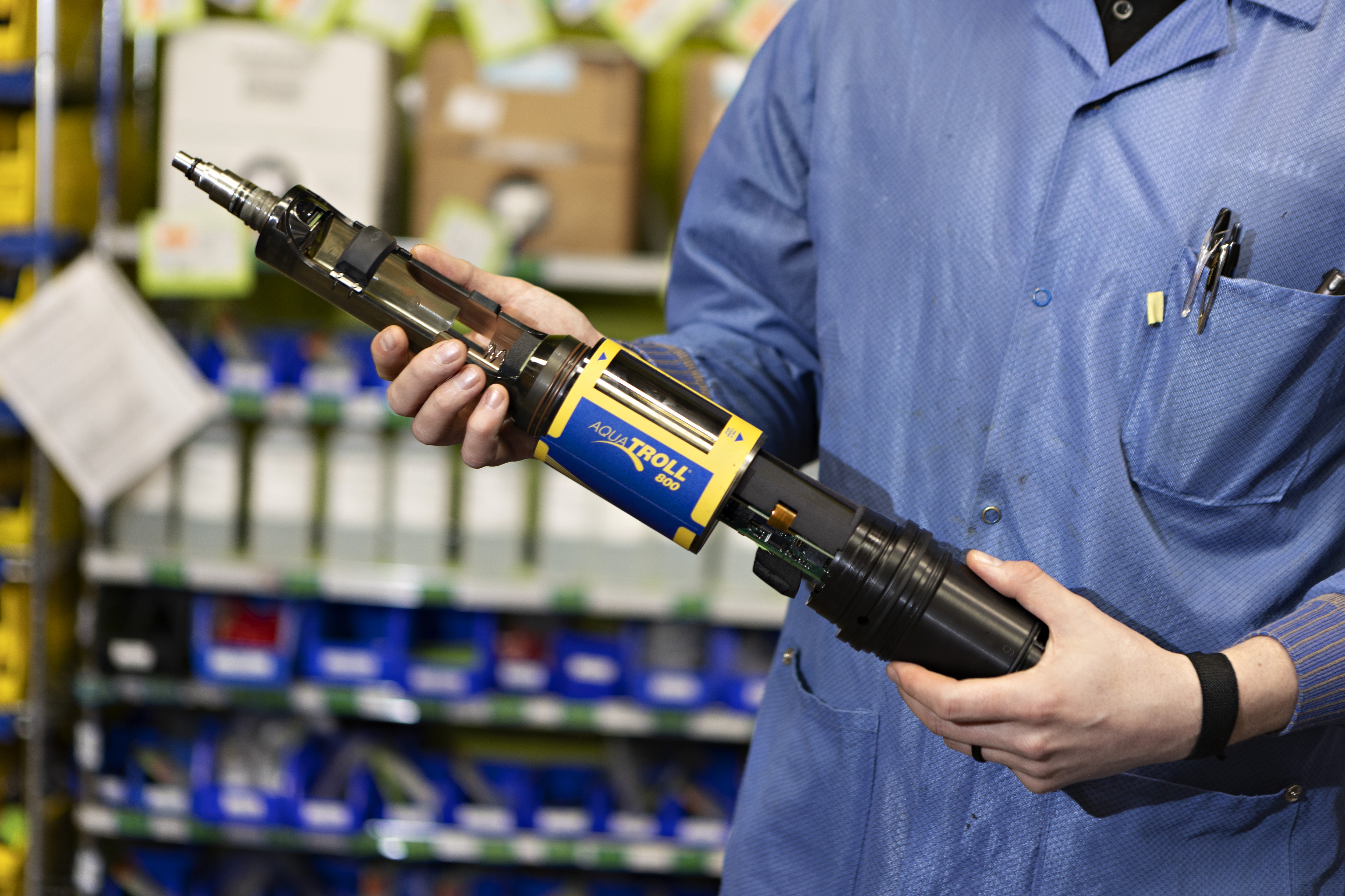 AT800 in service center